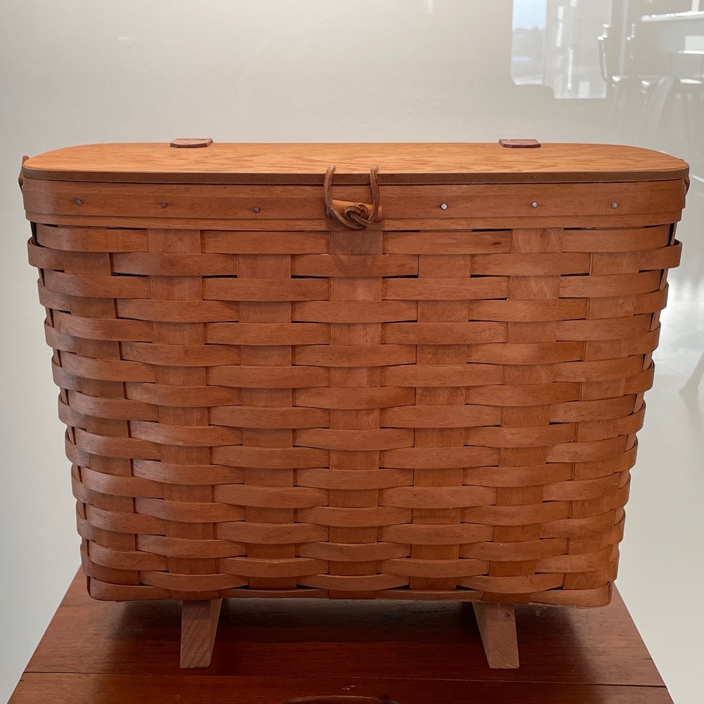 1995 Longaberger Footed Magazine / Sewing Basket